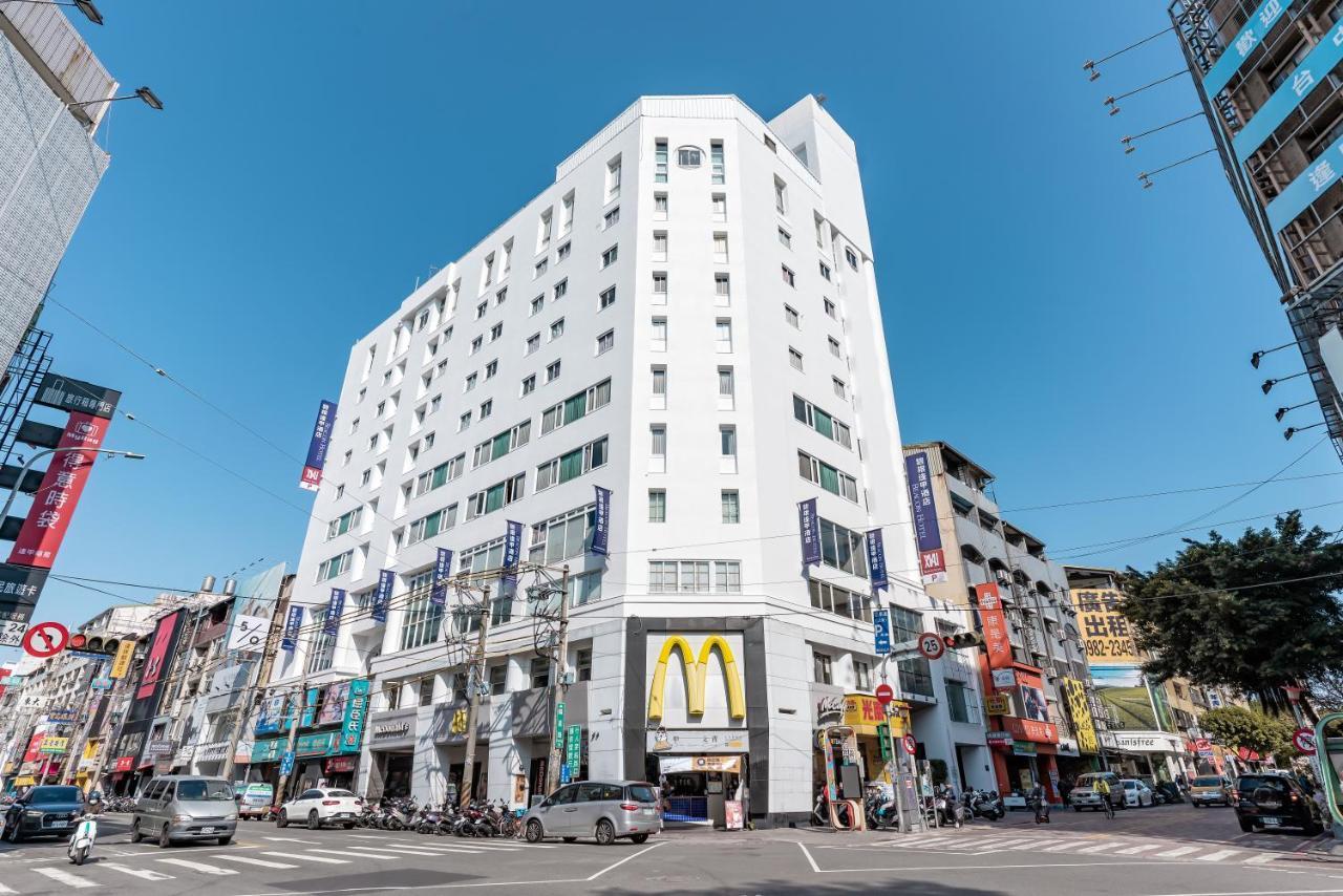 Beacon Hotel Taichung Buitenkant foto