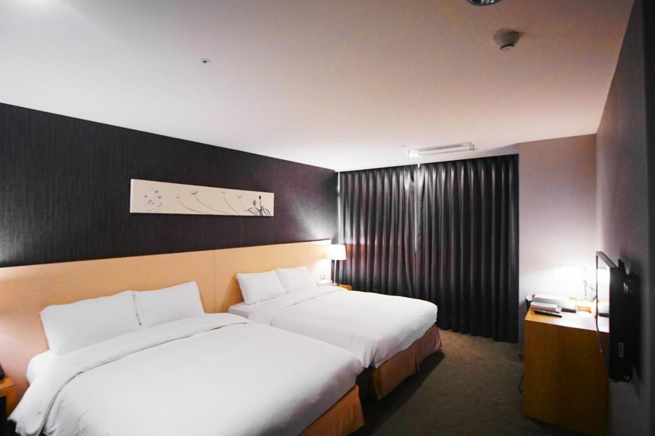 Beacon Hotel Taichung Buitenkant foto